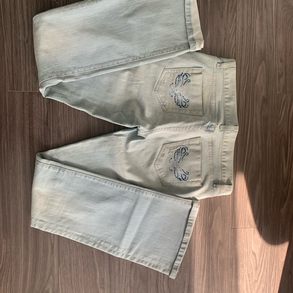 Bebe jeans size 28  style 343631m9-k376  Carmen rs butterfly bootcut dynamite